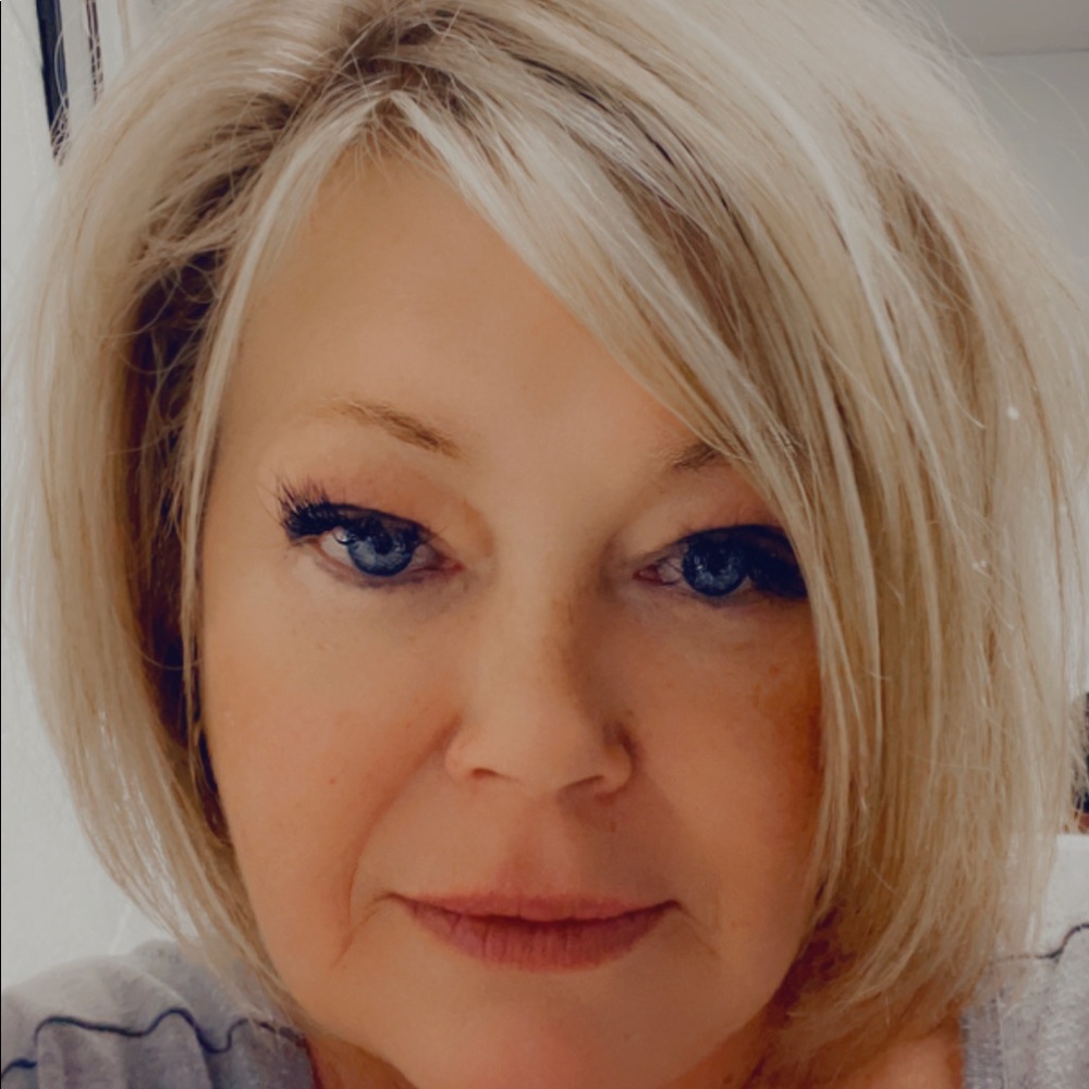 Meet your Posher, Janet